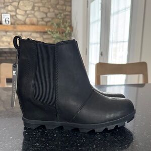 Sorel Wedge Chelsea Boot